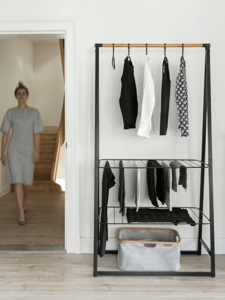 Organising your wardrobe Organising your wardrobe