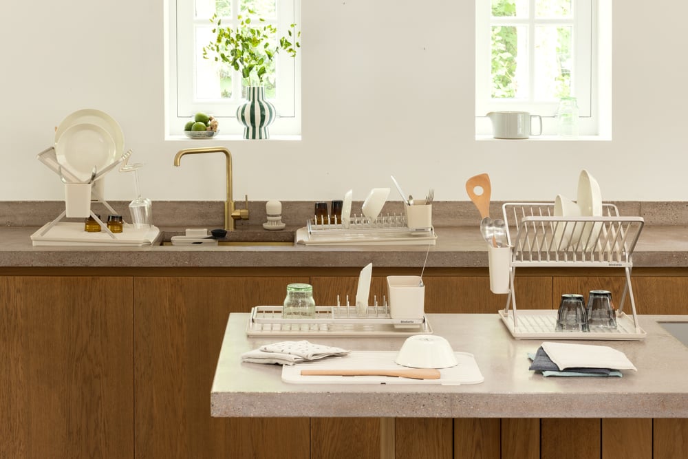 (data.feature_grid_image_top.alt || data.title).replace(/\bimage\b/gi, '').trim()