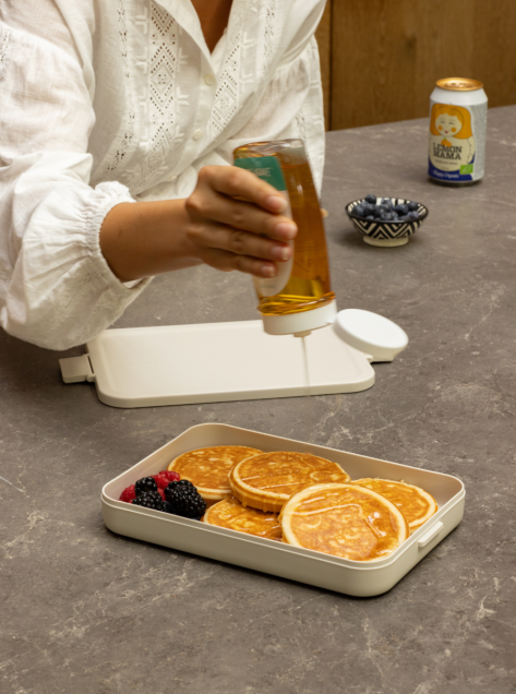 Make & Take Lunch Box Flat, Plastic - Soft Beige