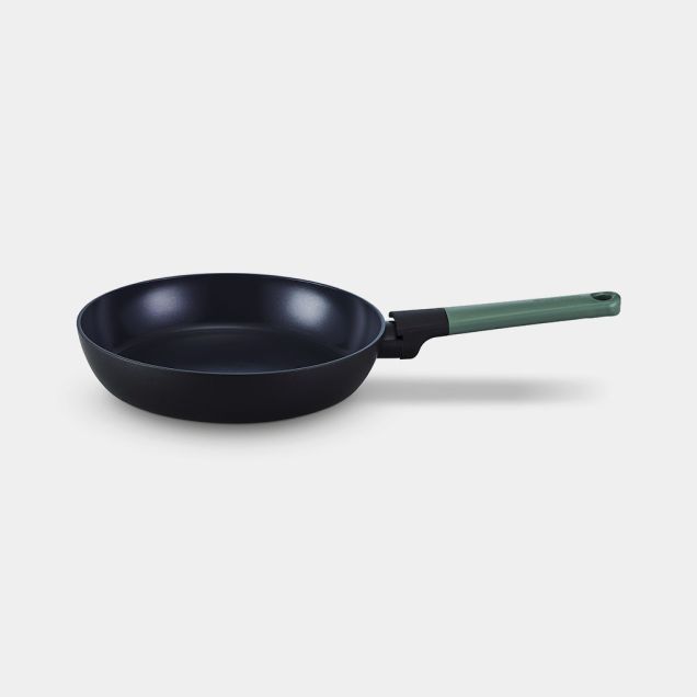 Poêle Tasty+ 24 cm, antiadhésive - Fir Green