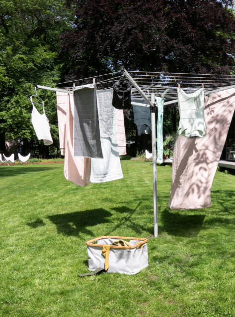 S&eacute;choir Lift-O-Matic 50 m&egrave;tres, avec Ancre m&eacute;tal, diam&egrave;tre 45mm, Housse, Sac pour Pinces &agrave; Linge, Pinces &agrave; Linge - Metallic Grey