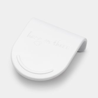 HangOn Too, Wing locker White