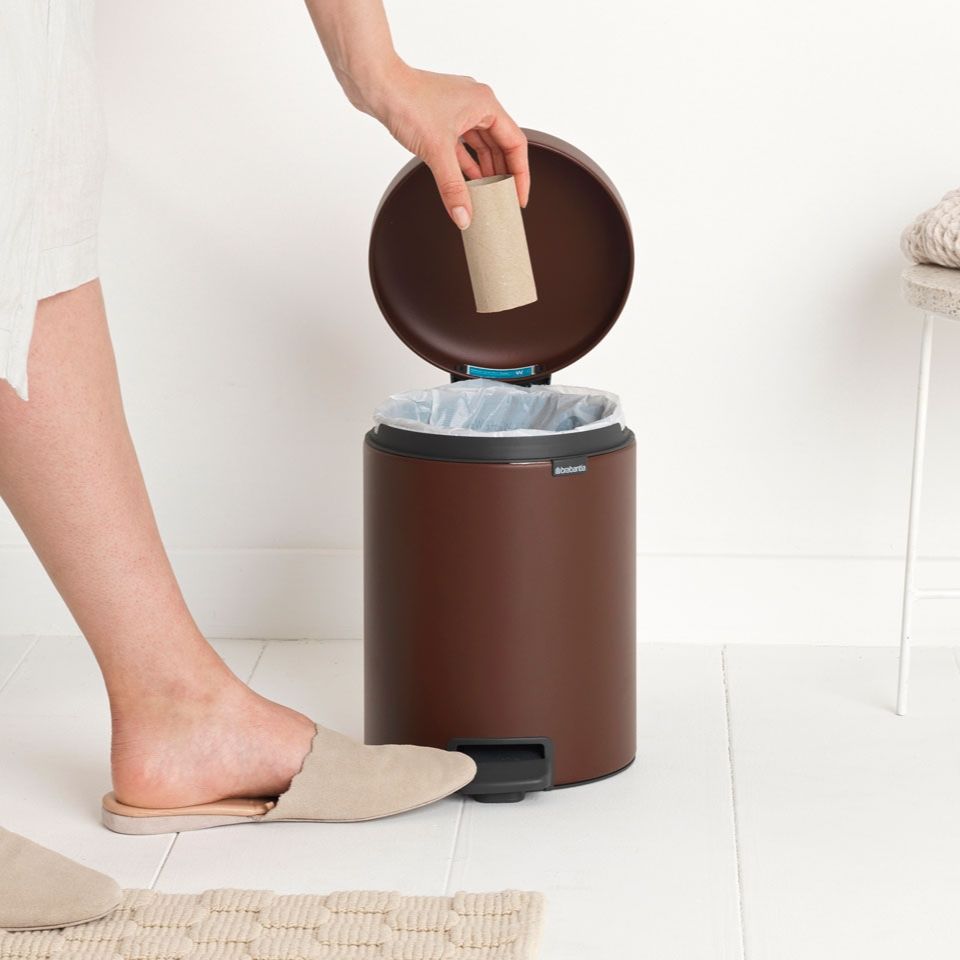 NewIcon Step on Trash Can 1.3 gallon (5 liter) - Mineral Cosy Brown