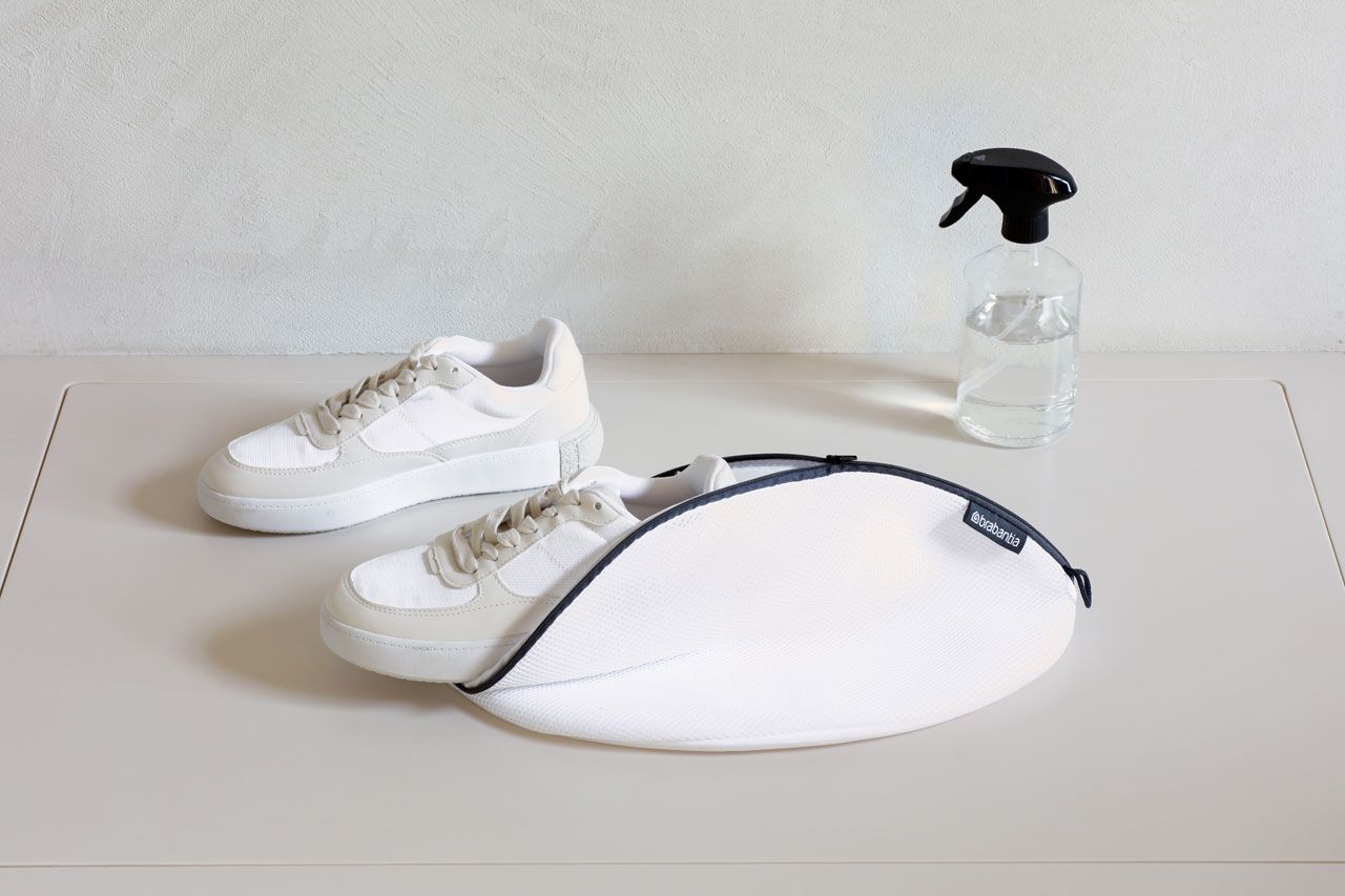 Bolsa para lavar zapatillas deportivas en la lavadora White