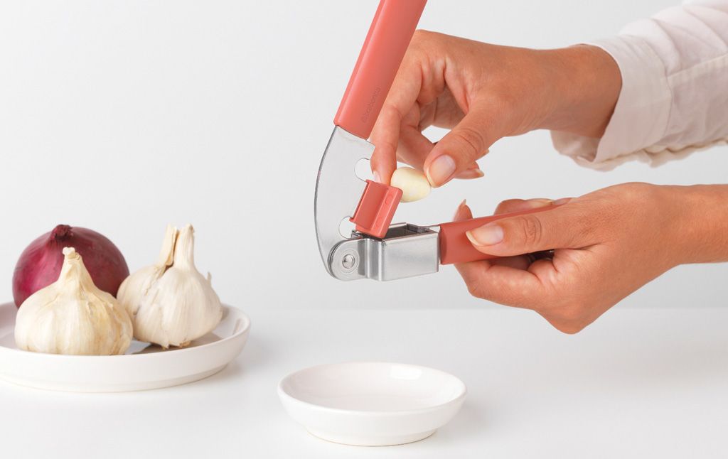 Garlic Press TASTY+ - Terracotta Pink