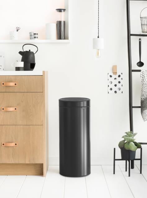 Touch Bin New 30 litre - Matt Black