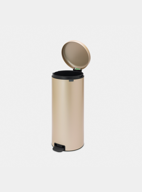 NewIcon Step on Trash Can 8 gallon (30 liter) - Metallic Gold