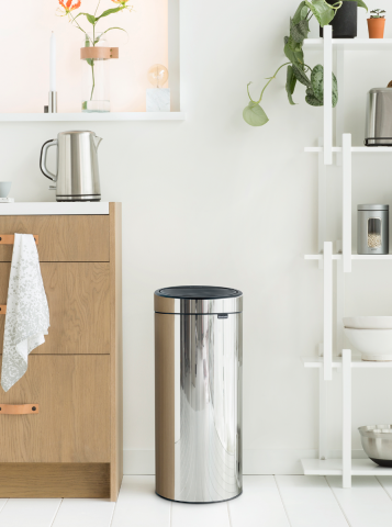 Touch Bin New 30 litres - Brilliant Steel