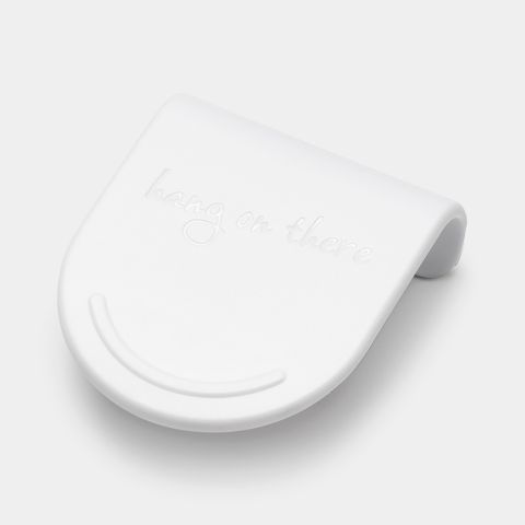 HangOn Too, Wing locker White