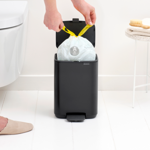 Bo Pedal Bin 4 liter - Matt Black