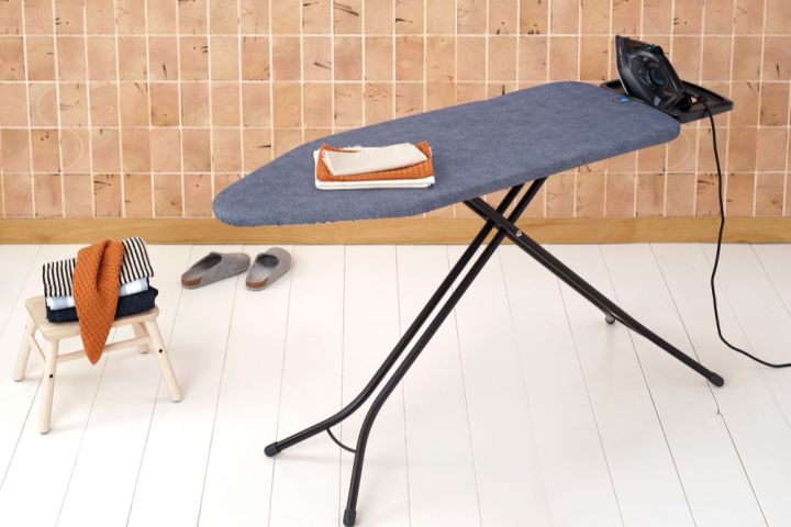 Table à repasser taille C 124 x 45 cm, pour fer vapeur - Denim Blue, Coton equitable