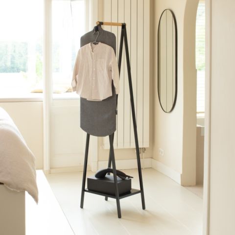 Asse da stiro verticale Linn Pepper Black