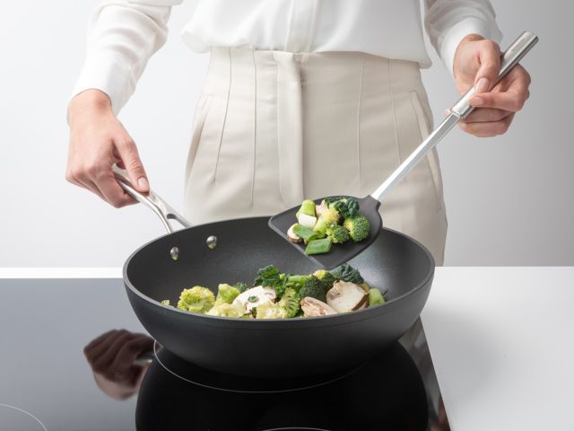 Wok Turner Silicone, Profile