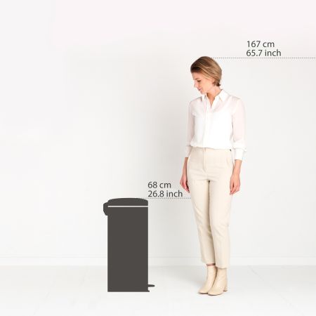 NewIcon Step on Trash Can 8 gallon (30 liter) - Brilliant Steel