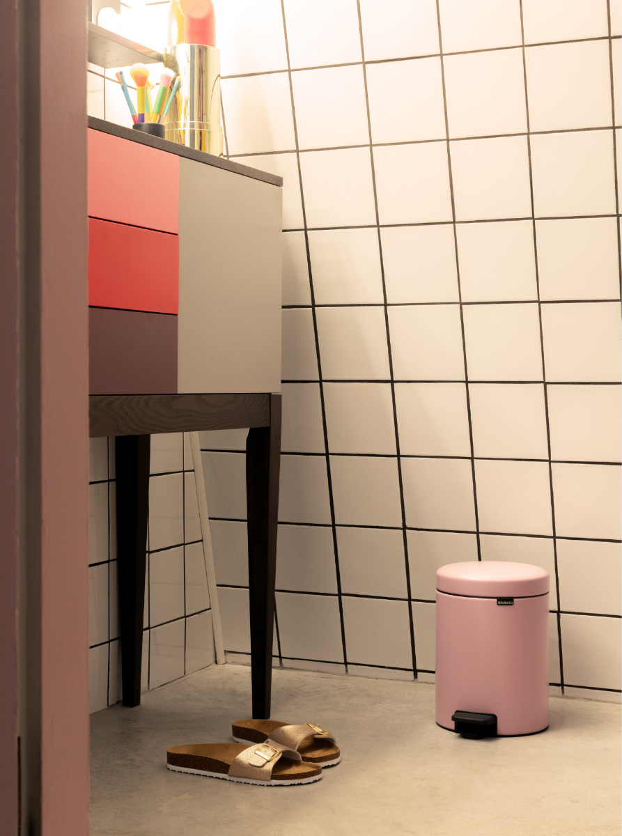 NewIcon Pedal Bin 5 litre - Lilac Pink