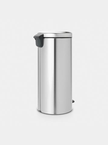 NewIcon Step on Trash Can 8 gallon (30 liter) - Matte Steel Fingerprint Proof