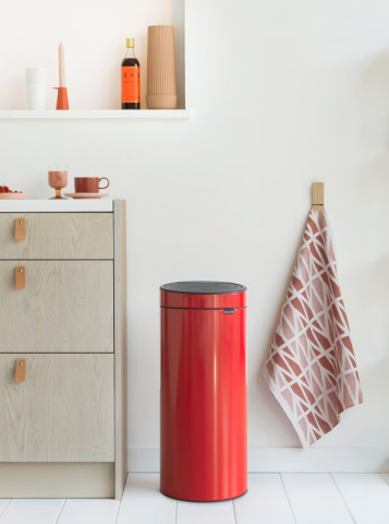 Touch Bin New 30 liter - Passion Red