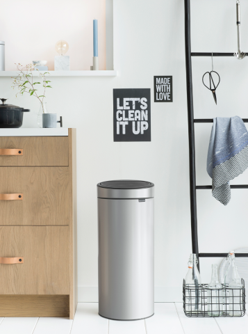 Touch Bin New 30 Liter - Metallic Grey