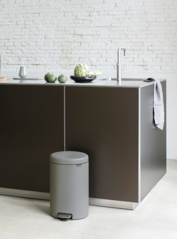 NewIcon Pedaalemmer 20 liter - Mineral Concrete Grey