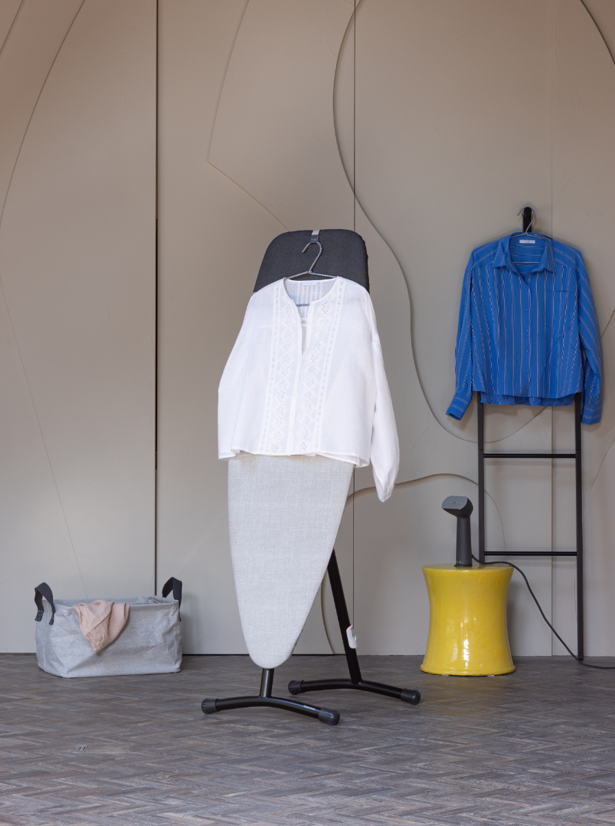 Steam & Ironing Board D 135x45 cm, Heat Resistant Parking Zone - Denim Grey