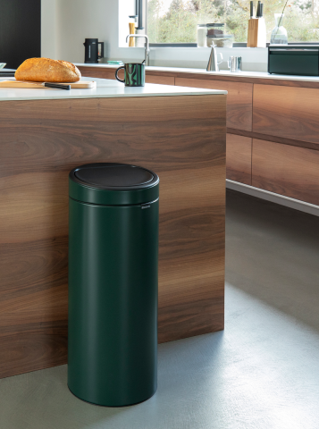 Touch Trash Can New 8 gallon (30L) - Pine Green