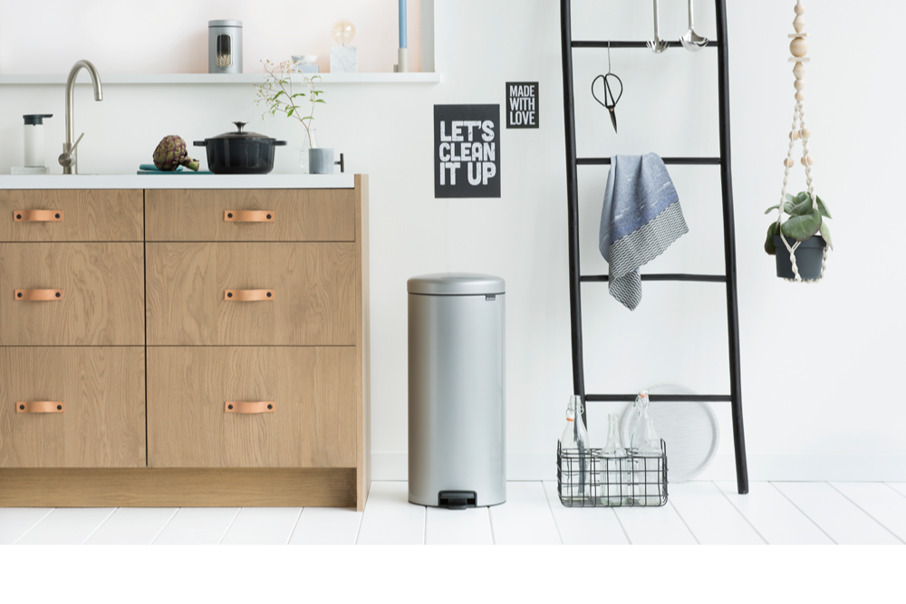 NewIcon Pedal Bin 30 litre - Metallic Grey