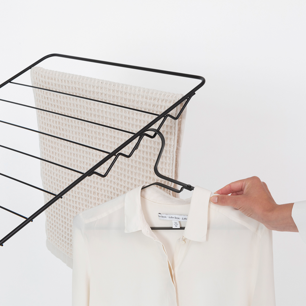 Séchoir HangOn 25 mètres avec portant à cintres - Anthracite