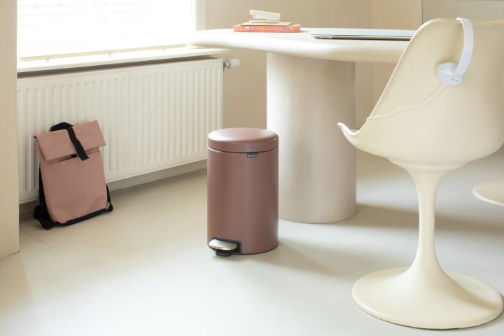 NewIcon Pedal Bin 12 litre - Satin Taupe