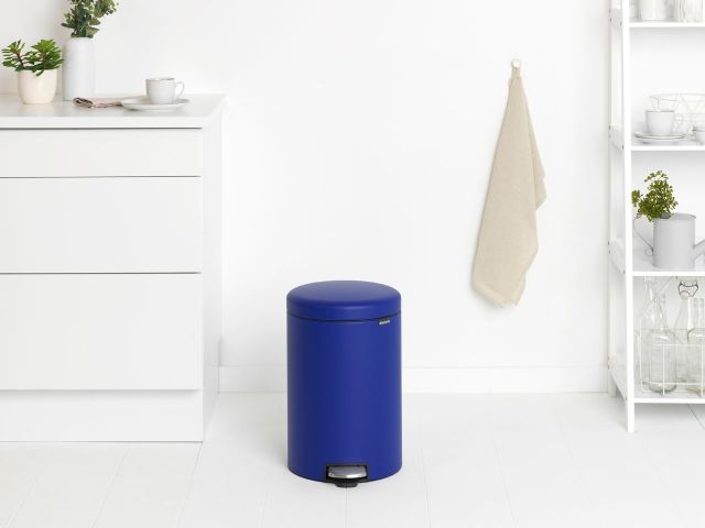 NewIcon Pedal Bin 20 litre - Mineral Powerful Blue