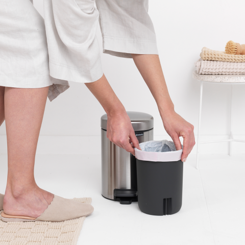 NewIcon Step on Trash Can 0.8 gallon (3 liter) - Mineral Concrete Gray