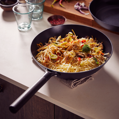 Patron Padella wok 28 cm, antiaderente - Black