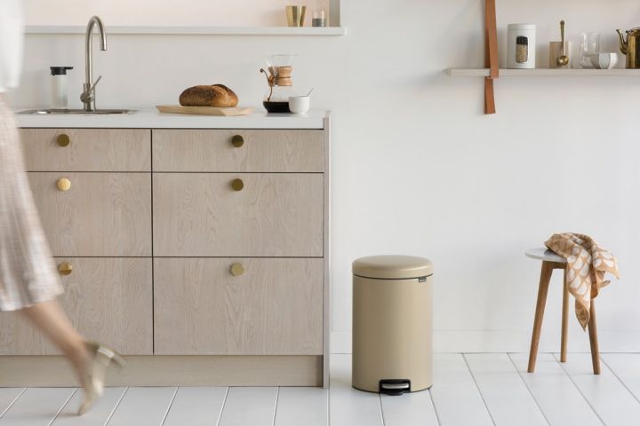 NewIcon Pedal Bin 20 litre - Mineral Golden Beach