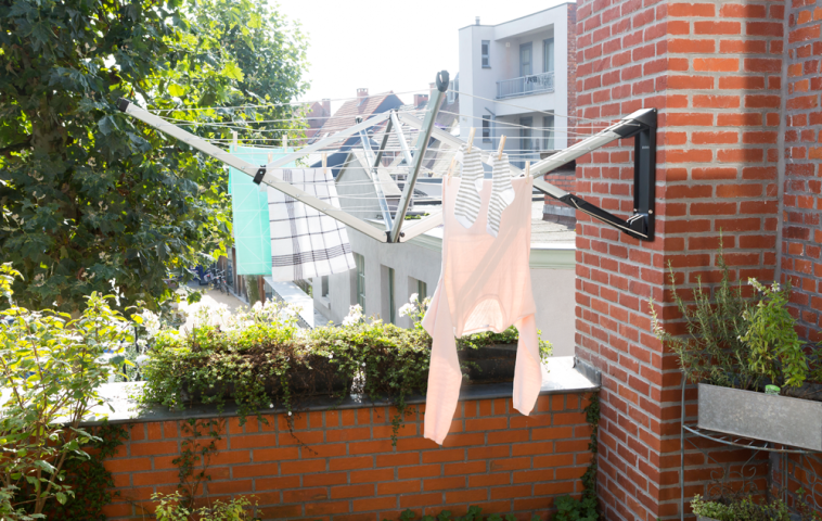 WallFix droogrek en beschermhoes met gratis opvouwbare wasmand