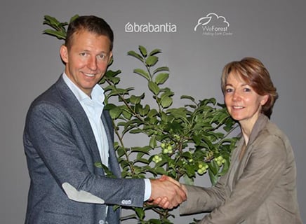 Brabantia et l'organisation internationale à but non lucratif WeForest, qui se consacre à la plantation d'arbres biodiversifiée, fêtent le cap de leur millionième arbre avec une cérémonie de plantation au siège de Brabantia.