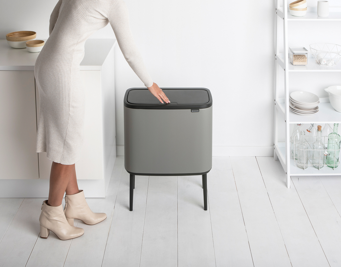 Bo Touch Bin 11 & 23 litre from Brabantia for easy waste sorting. Available in Mineral Concrete Gray. 