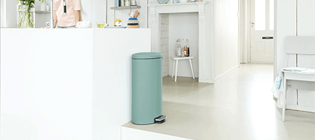 Large pedal bin from Brabantia with a flat back design. Available in turquoise and lots of other colours. 